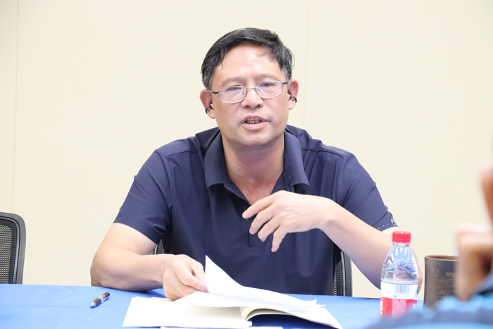 會(huì)長(zhǎng)照片.jpg
